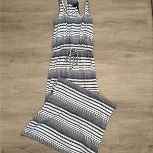 Forever 21 Gray and White Striped Maxi Dress
